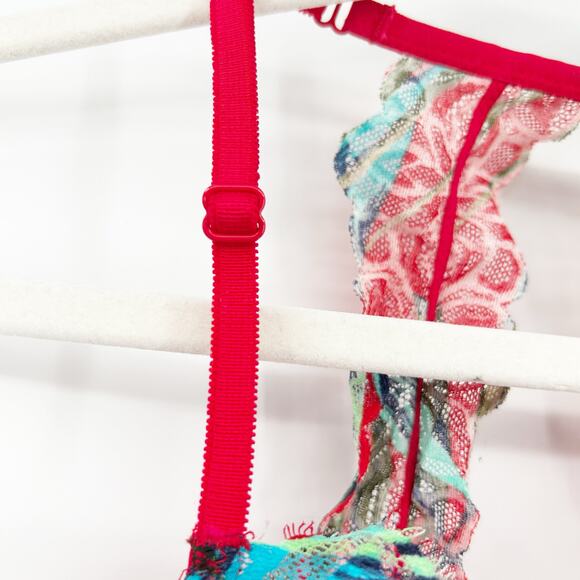 Victorias Secret VS PINK Date Racerback Padded Underwire Push Up Bra 32C Red - Picture 4 of 8